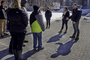 (From left) Julia Ashe and 
Jonathan Gordon give a tour to prospective students and their families. As members of U100, Ashe and Gordon give campus tours, speak on prospective student panels and assist in the Office of Admissions.