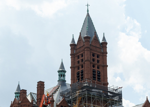 Work on Crouse College masonry will be continue into late fall, according to a campus-wide email sent Monday afternoon. 